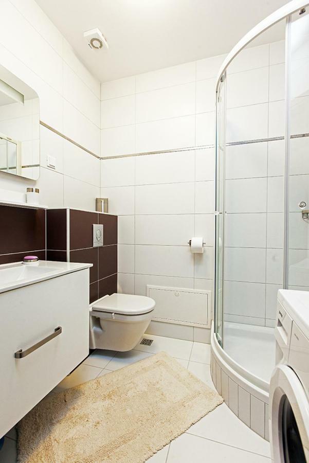 Apartment Makarska Free Beach Parking Esterno foto